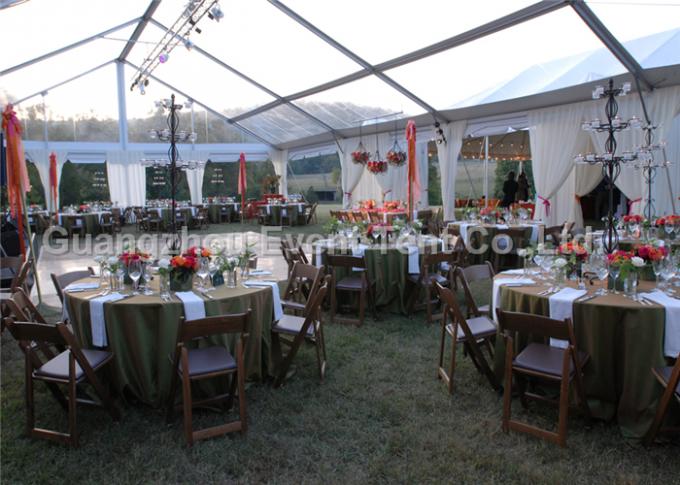 야영을 위한 강한 구조 천막, 200명의 사람 좌석을 가진 명확한 지붕 결혼식 천막