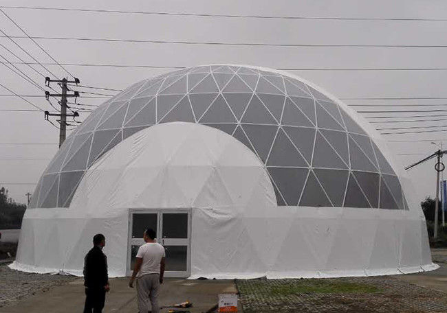 눈 독점 개봉 흥행을 위한 백색 투명한 큰 돔 천막 직경 30m